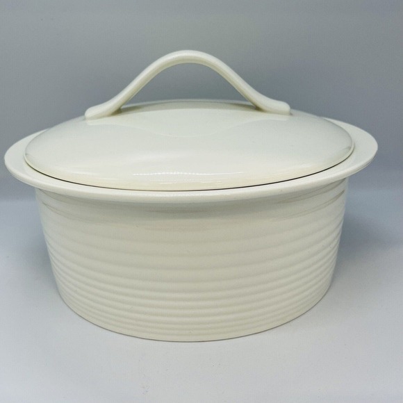Royal Doulton Dining Royal Doulton Maze White Covered Casserole